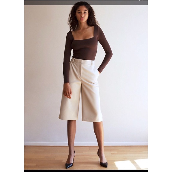 BEUCLOSET - Bodysuit cổ vuông tay dài xuất xịn | BigBuy360 - bigbuy360.vn