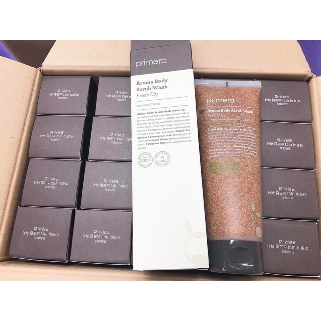 Sữa tắm kiêm TẨY DA CHẾT Body