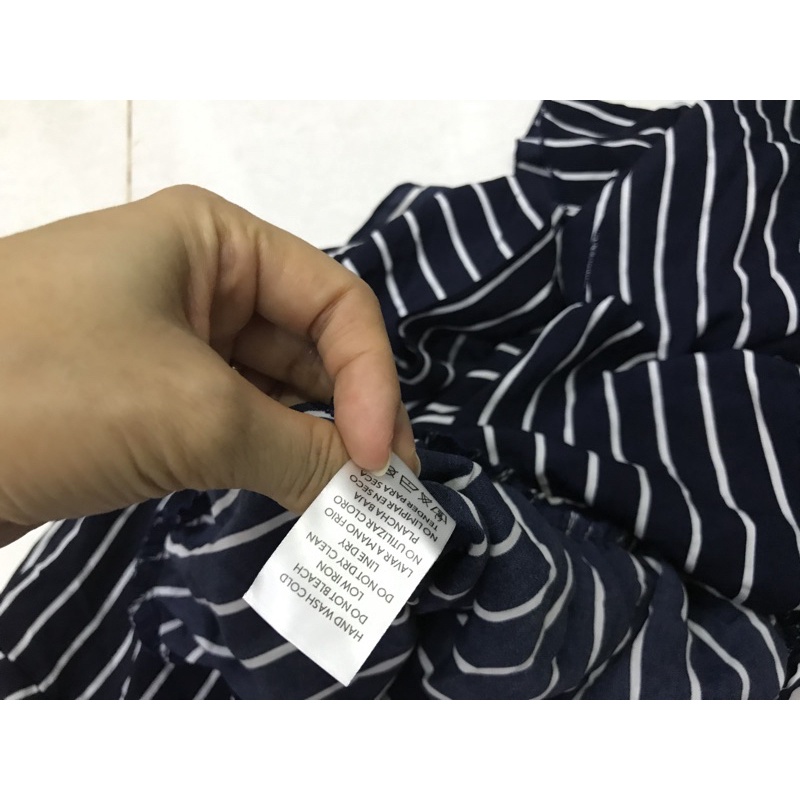 Áo kiểu tay loe độc đáo vnxk 48-52kg