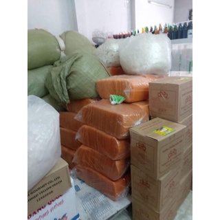 Bánh tráng vuông đỏ