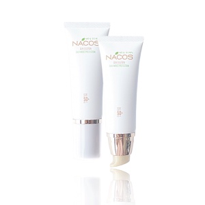 Kem chống nắng NACOS SPF 50 và PA+++. Giữ ẩm da. Dùng làm kem lót, kem nền trang điểm ,dành cho da dầu, da nhạy cảm.