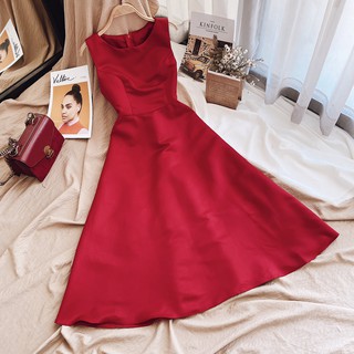 ĐẦM XÒE MIDI ĐỎ SÁT NÁCH