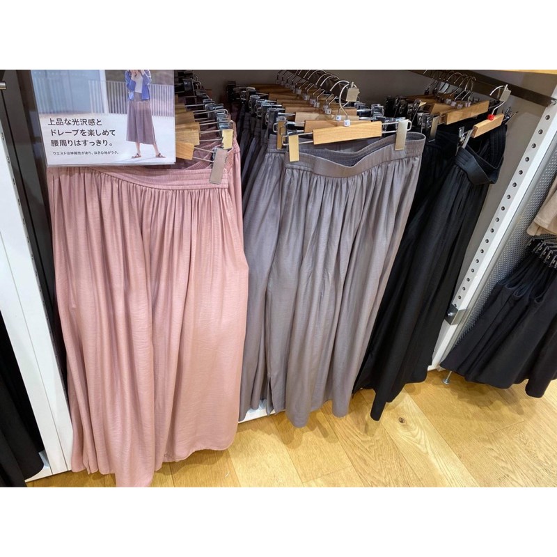 Chân váy uniqlo siêu mát mịn chuẩn aut | BigBuy360 - bigbuy360.vn