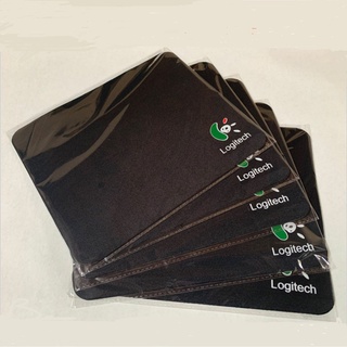 Miếng lót chuột Logitech-Lướt Chuột Êm -Mềm Mịn- Giá Siêu Rẻ (23 x 20cm)