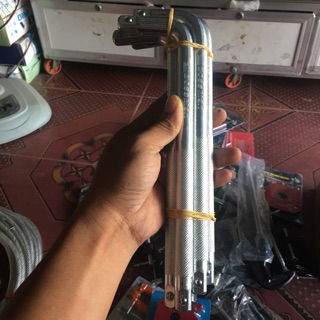 Cần cong l 1/2 dài 12” bossman giảm 50%