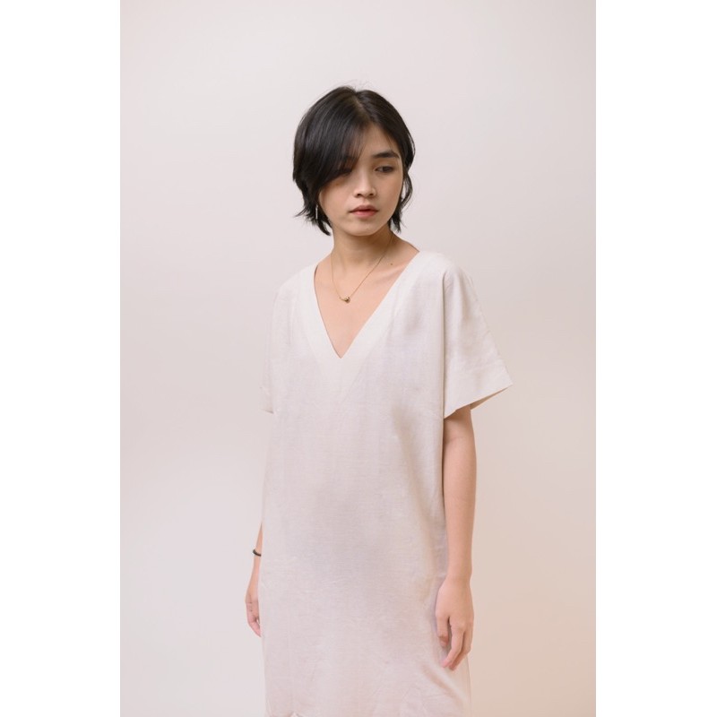 Đầm Váy Suông Linen Hở Lưng/ MUA 1 TẶNG 1 Chân Váy