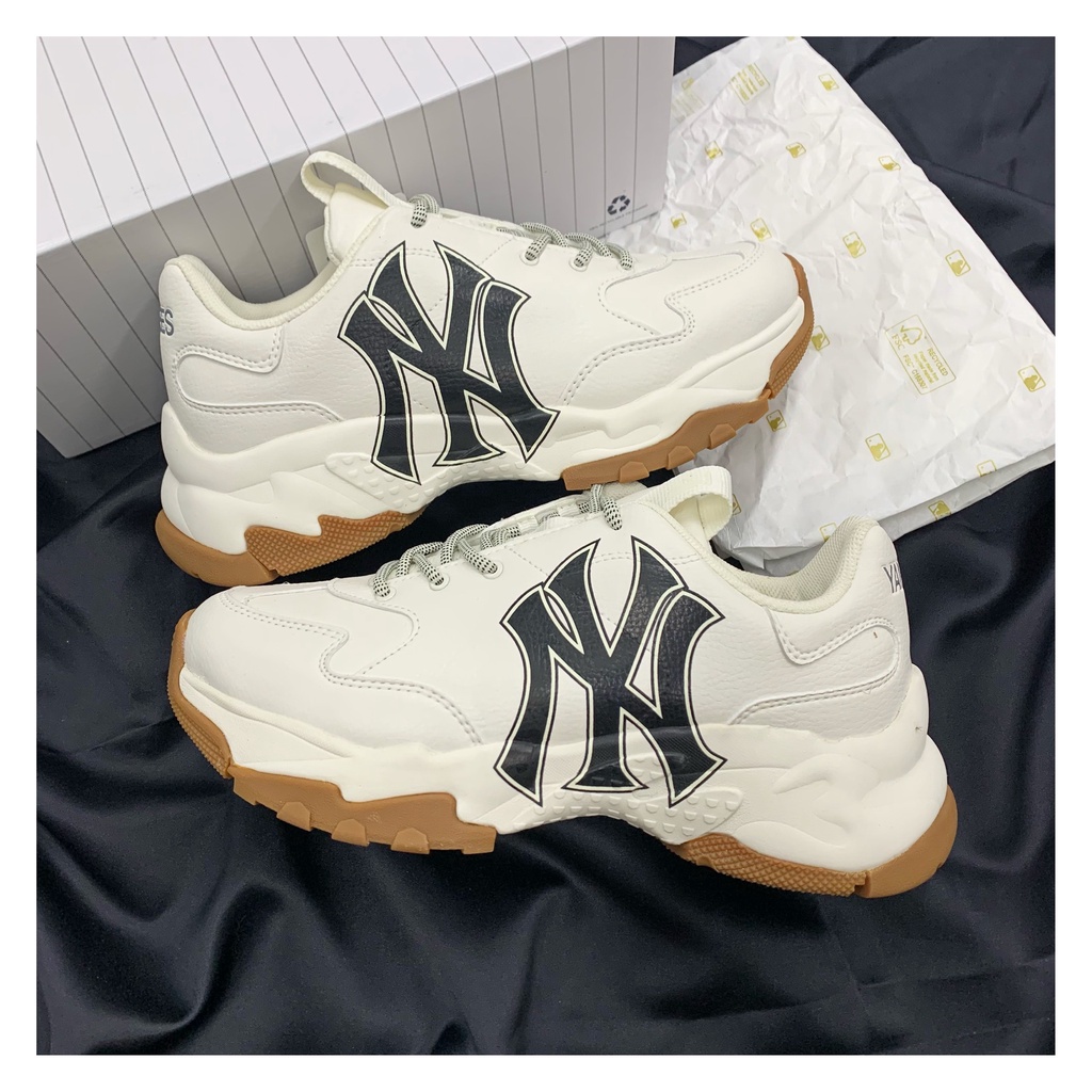Giày thể thao Sneaker MLB Chunky New York màu Trắng Đen