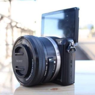 Máy ảnh SONY A5000 + LENS 16-50mm