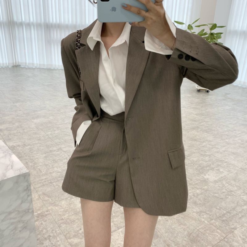 < Insstock > Quần short Tracey Màu trơn