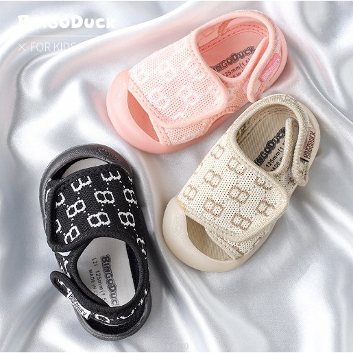 Sandal tập đi cho bé trai, bé gái đế mềm, êm chân