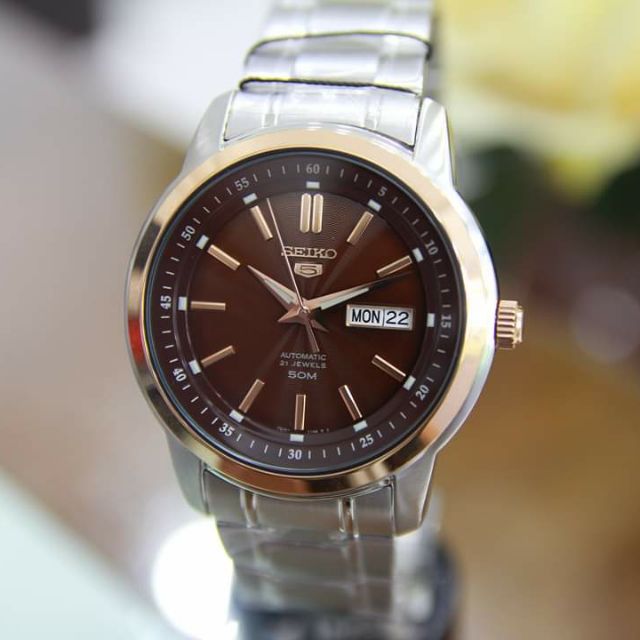 Đồng hồ nam Seiko
SNKM90K1