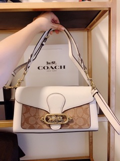 Túi Coach Jade Shoulder Bag