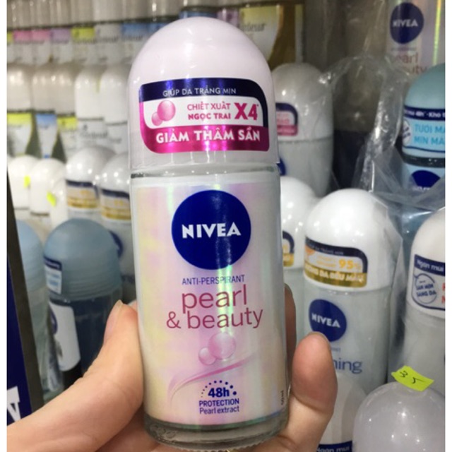 Lăn Khử Mùi Ngọc Trai Sáng Mịn Nivea Pearl &amp; Beauty 50ml