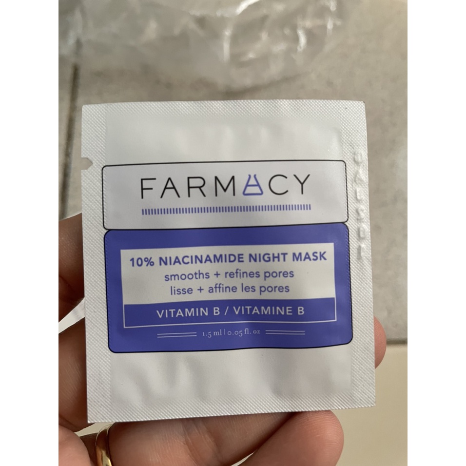 Mặt nạ ngủ dưỡng ẩm Farmacy 10% Niacinamide Night Mask 1.5ml