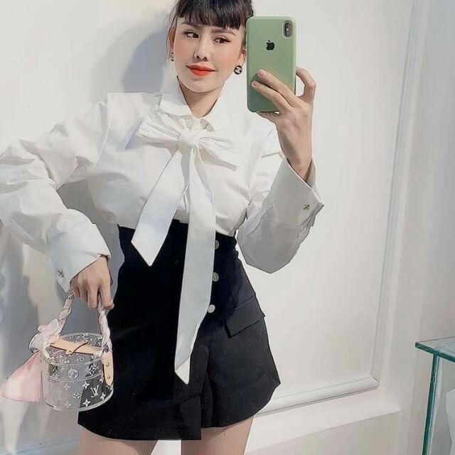 Đầm đi tiệc chất dày dặn, hàng có sẵn, chuẩn form dáng, thích nhích liền nha mấy chị đẹp, cảm ơn mấy chị luôn ủng hộ....