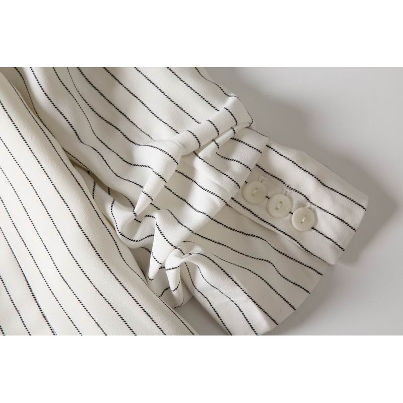 Áo blazer kẻ sọc tay rút xuất Nhật (có sẵn) | BigBuy360 - bigbuy360.vn