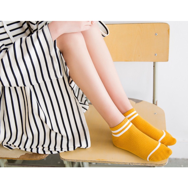 Vớ Tất cotton Nữ cổ thấp đủ màu phong cách trẻ trung và năng động.