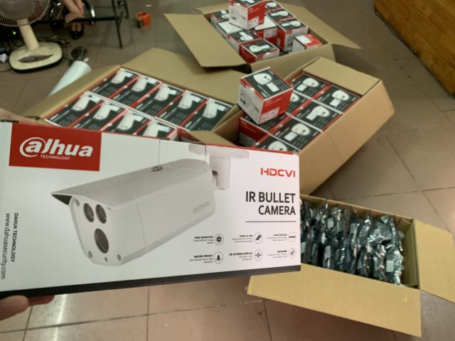 Camera 4 in 1 hồng ngoại 2.0 Megapixel DAHUA DH-HAC-HFW1200DP-S5 - Hàng chính hãng