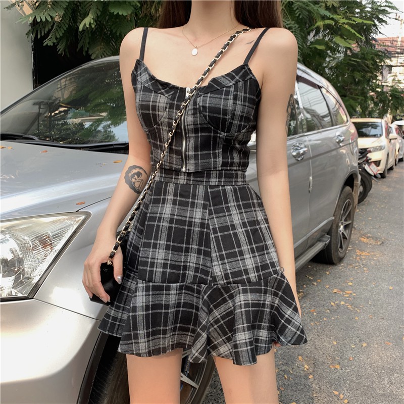 (CÓ SẴN) SET KẺ SỌC CARO, ÁO DÂY CROPTOP, CHÂN VÁY XÒE LƯNG CAO