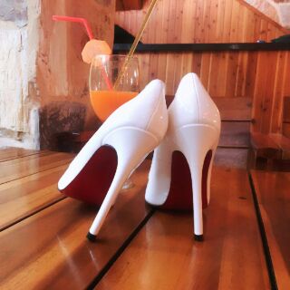 Cao gót nhọn trắng 11 12 cm