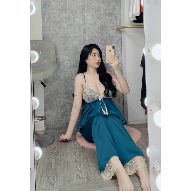 Set bộ ngủ lụa chất liệu vải satin cao cấp, thiết kế kiểu dáng trẻ trung, cá tính - 𝑲𝒉𝒐 𝒔𝒊̉ 𝑺𝒂̀𝒊 𝑮𝒐̀𝒏 | BigBuy360 - bigbuy360.vn