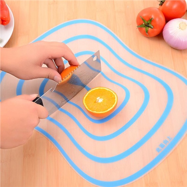 Thớt nhựa dẻo chống khuẩn tấm lót , thớt cắt hoa quả loại mỏng