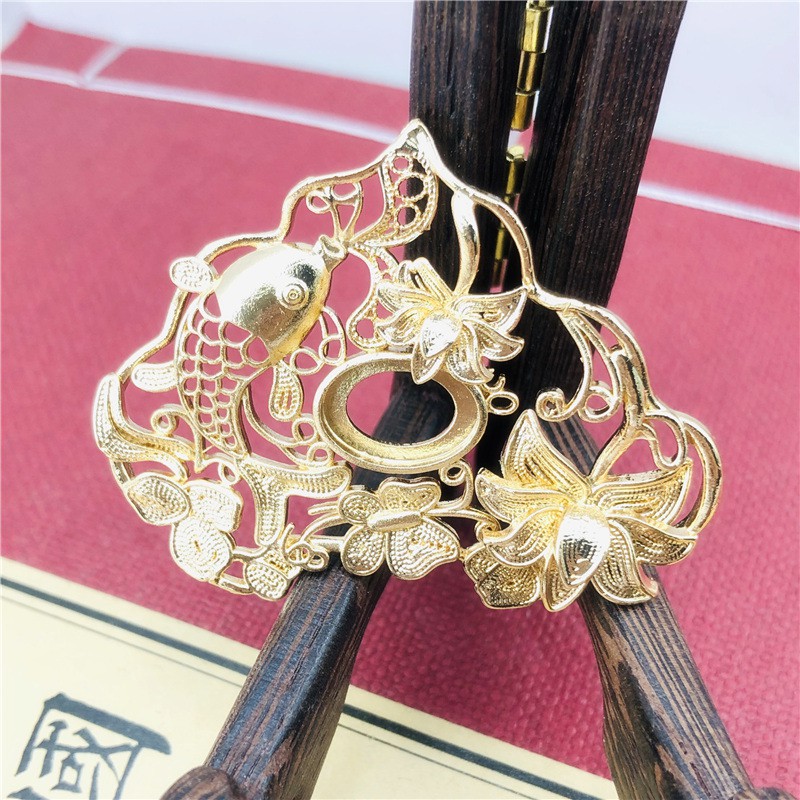 1 phiến đúc họa tiết khóa trường thọ, khóa trường mệnh cá chép hoa sen 44*56mm nguyên liệu làm trâm làm trang sức