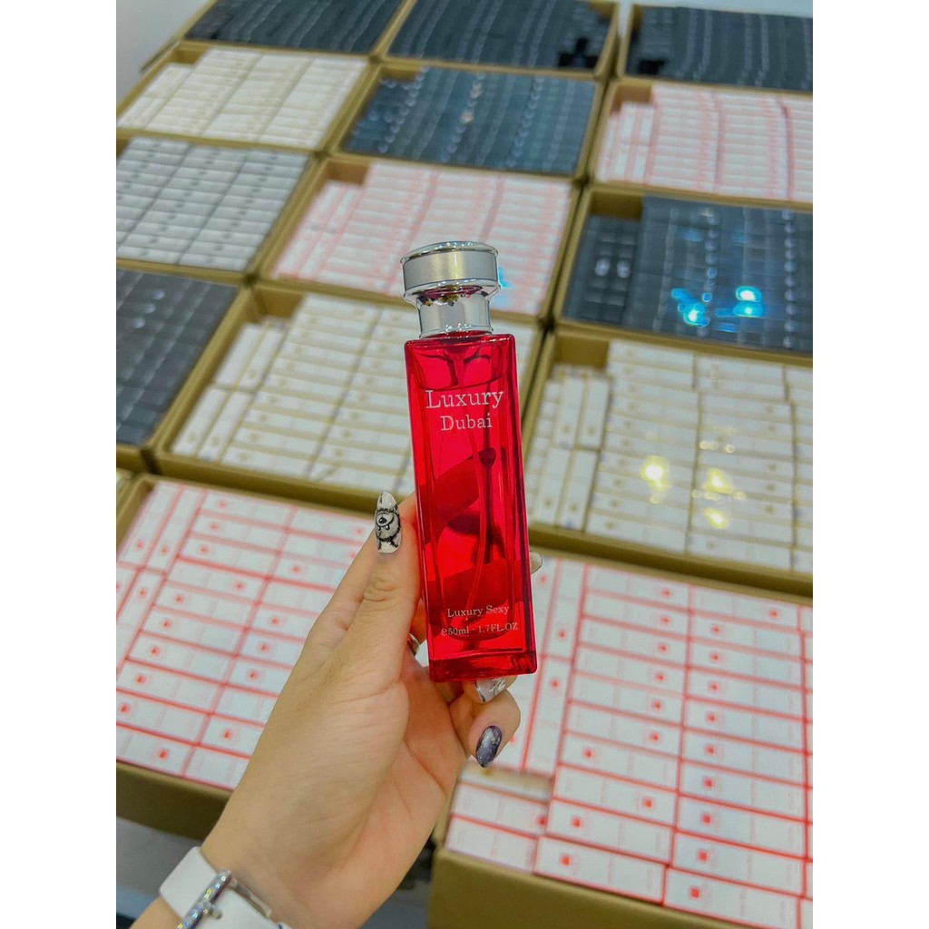 . Free Ship. Lưu hương 10 tiếng . Nước hoa Nữ Luxury Dubai mẫu mới 50ML . Siêu thơm , siêu cuốn rũ