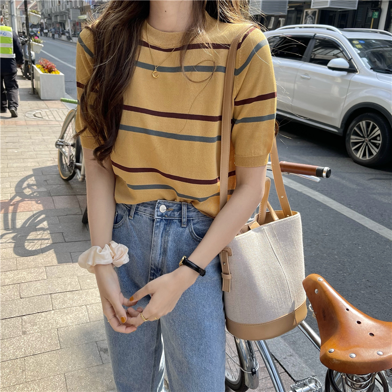 Áo Nửa Tay Dệt Kim 176891Áo Thun Nữ Tay Lỡ Họa Tiết Sọc Ngang Màu Sắc Thời Trang