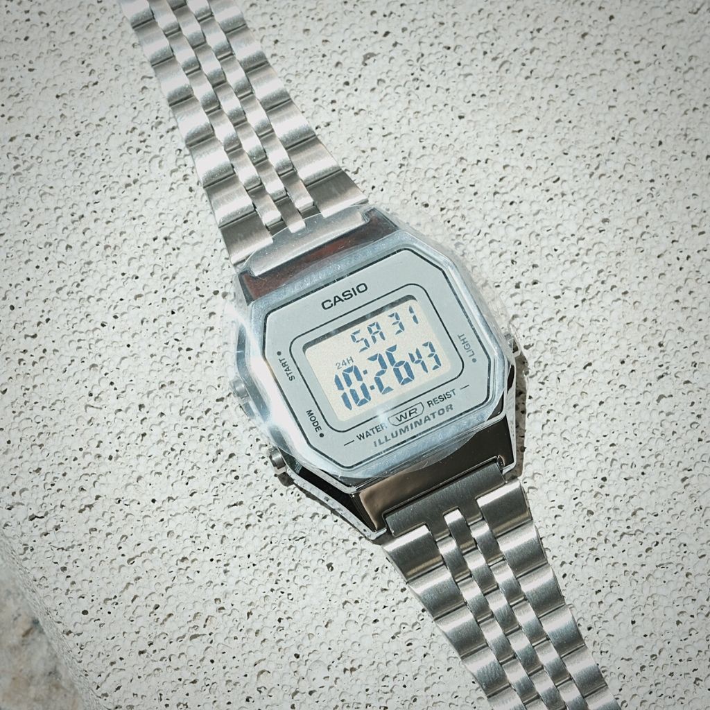 Đồng hồ nữ casio LA680WA-7D dây kim loại Bill Hàn