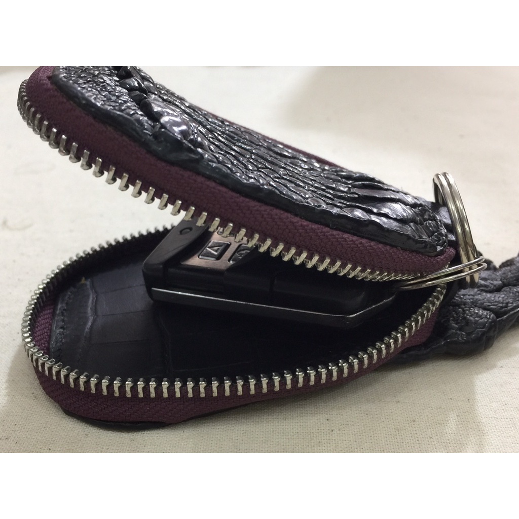 Đầu cá sấu trưng bày phòng khách , bàn làm việc