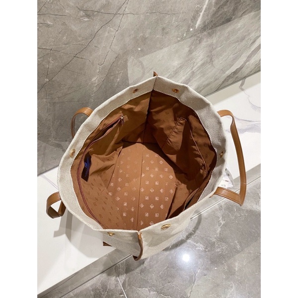 Túi tote fil4 auth tuồn