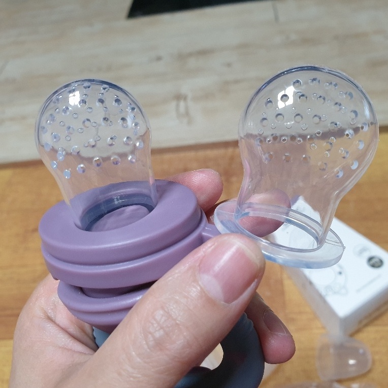 Set 2 túi nhai chống hóc silicon Bebelock Hàn Quốc