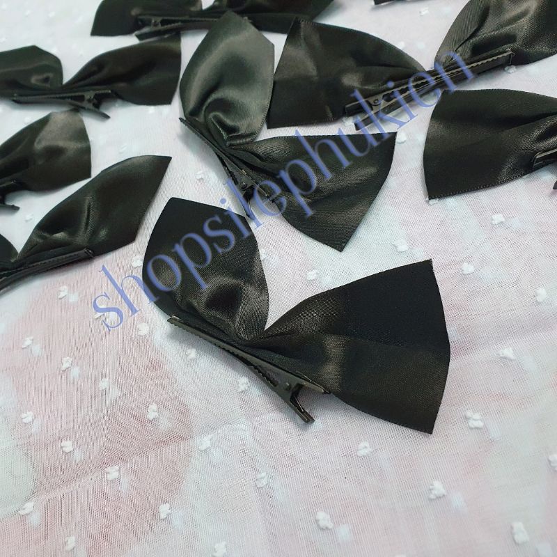 Kẹp tóc nơ nhung xinh xắn cheapment với thành viên jisoo của nhóm nhạc Black Pink