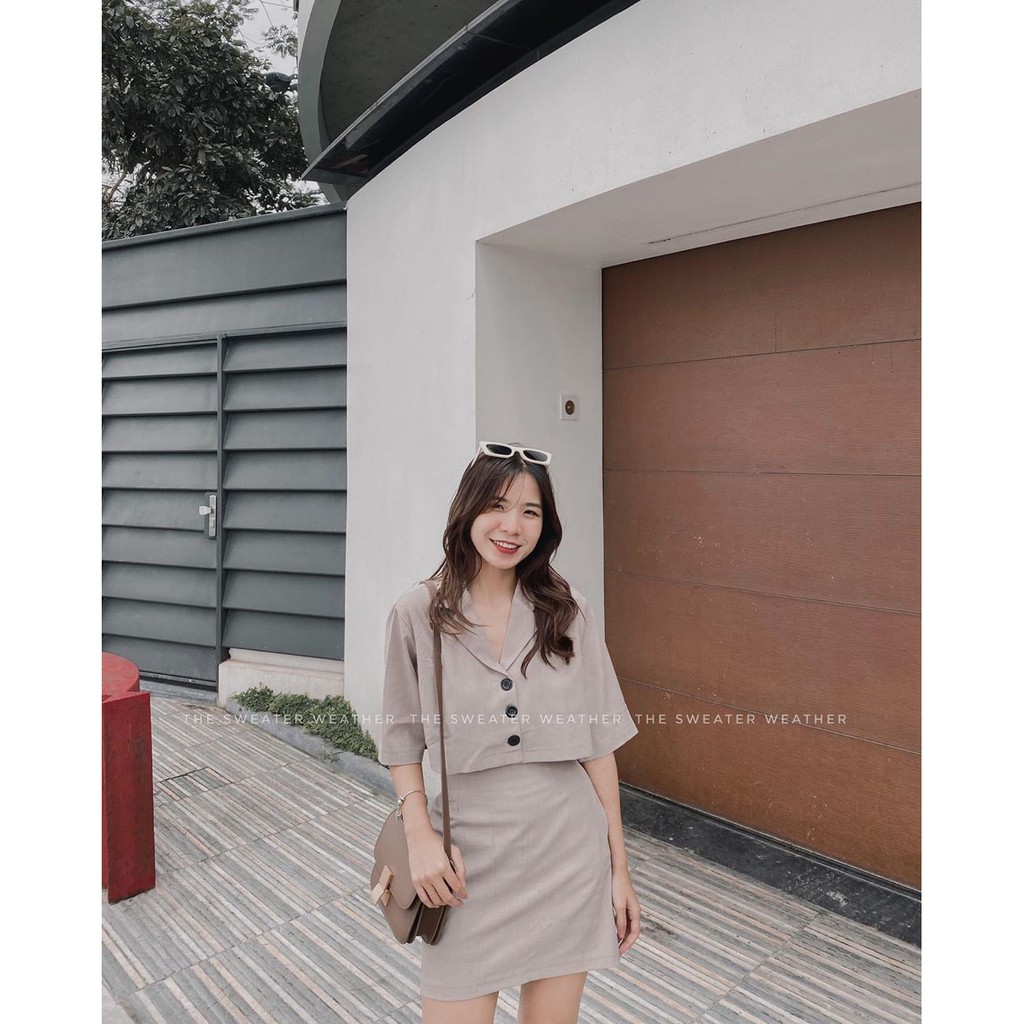 Set vest croptop kèm chân váy trơn (Ảnh thật) | BigBuy360 - bigbuy360.vn