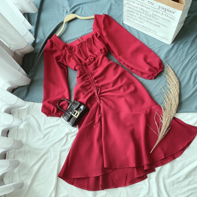 Đầm cổ vuông rút bèo tay dài | BigBuy360 - bigbuy360.vn