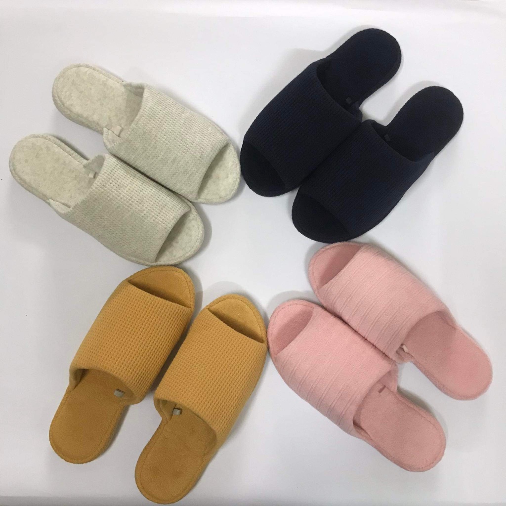 Dép đi trong nhà hở mũi chính hãng Uniqlo nhiều màu sắc