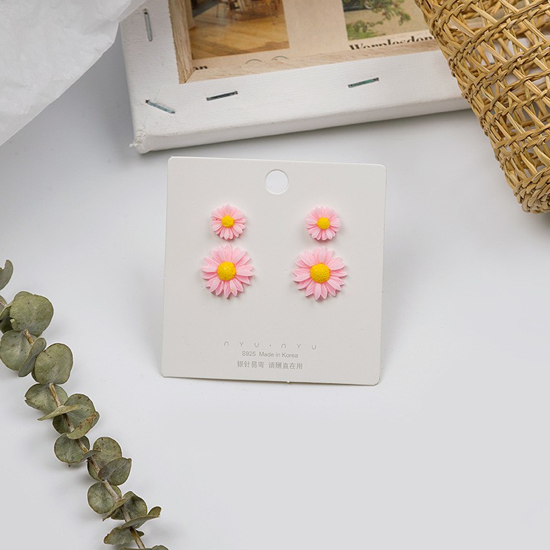 Set 2 đôi hoa tai bông tai hoa cúc E2792 thời trang phong cách Hàn Quốc 6 màu