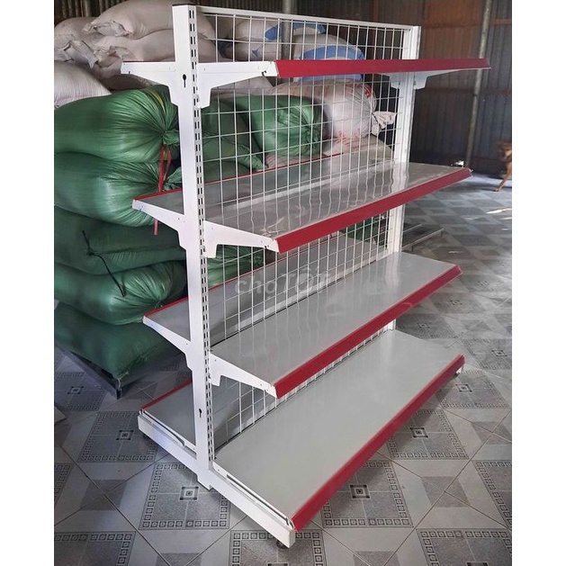 Kệ siêu thị đôi, lưng lưới, 4 mâm bày hàng giá xưởng tphcm
