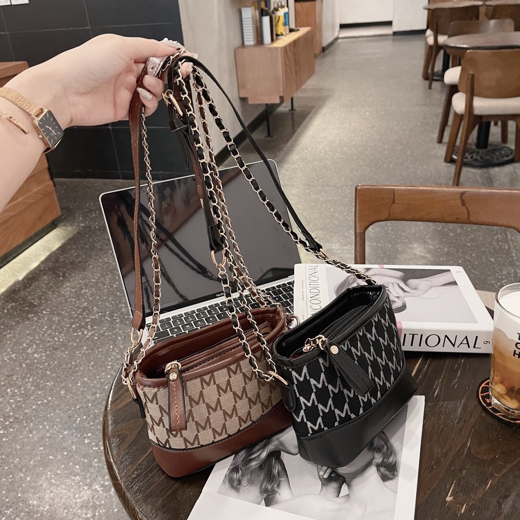 Túi Hobo Ngoc Trinh  Đeo Chéo,Đeo Vai  Giá Rẻ Đẹp Đi Chơi Phong Cách Thời Trang Hàn Quốc Dễ Thương Cute -TMA410