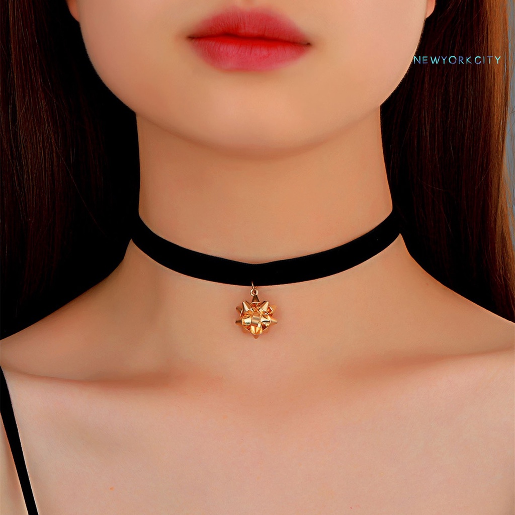 Vòng Cổ Choker Chất Liệu Nhung Mặt Hình Cây Đính Đá Phong Cách Giáng Sinh