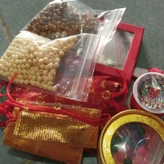 Nguyên liệu làm vòng dâu tằm măng