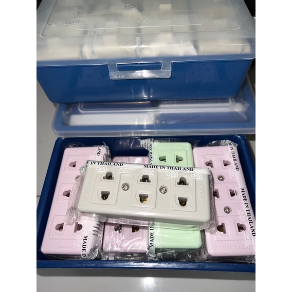 Ổ cắm 3 lỗ ngắn vena Thái