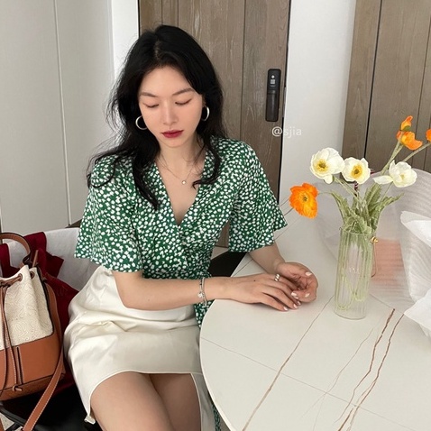 QADCOL Áo Sơ Mi Cổ Chữ V In Hoa Phong Cách Hàn Quốc Thanh Lịch