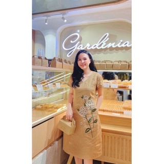ĐẦM LINEN CỔ TIM SANG TRỌNG