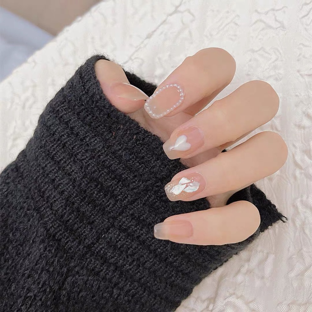 Nail box Thiết Kế Phong Cách Hàn Quốc Ẩn Xà Cừ Xếp Ngọc Nền Nước Gạo Nhẹ Nhàng N10