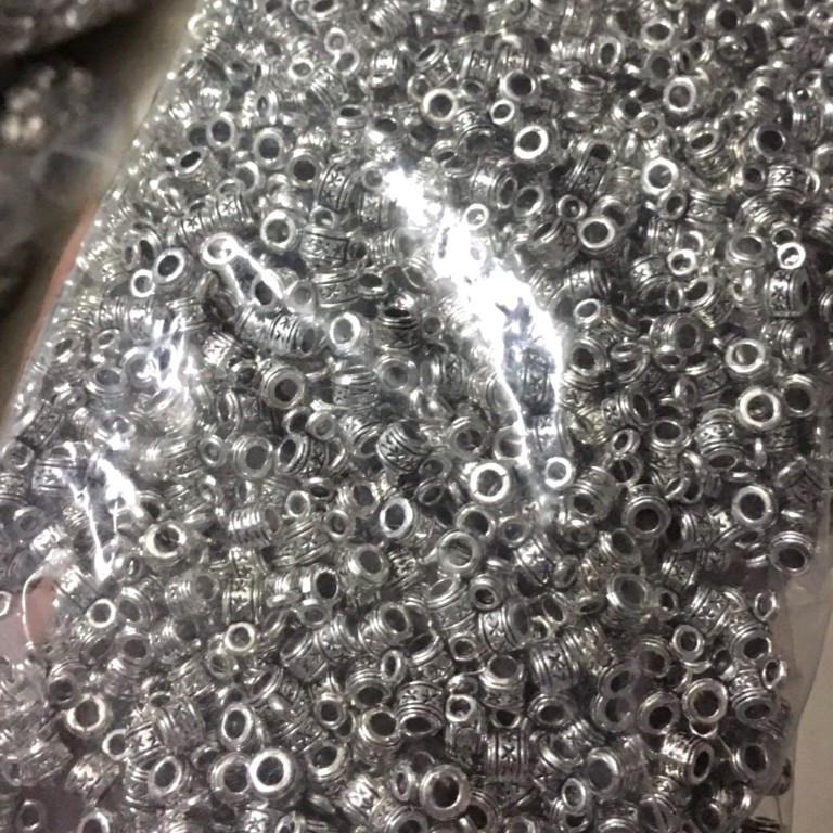 TTVD62 Phụ kiện trang trí Màu bạc 50 gram/bịch