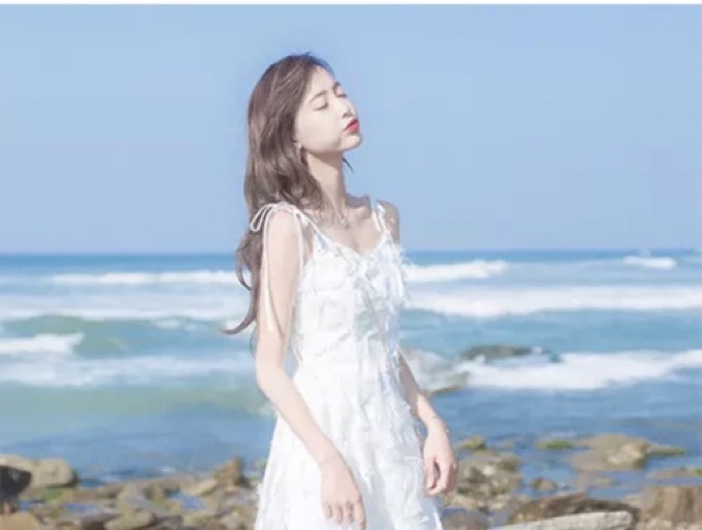 Đầm trắng hai dây thiên sứ Ulzzang tôn da kèm ảnh thật 🌥👑 | BigBuy360 - bigbuy360.vn