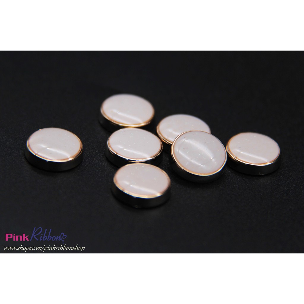 Hạt nhựa đen/trắng viền vàng 4 cỡ - SET 10 HẠT