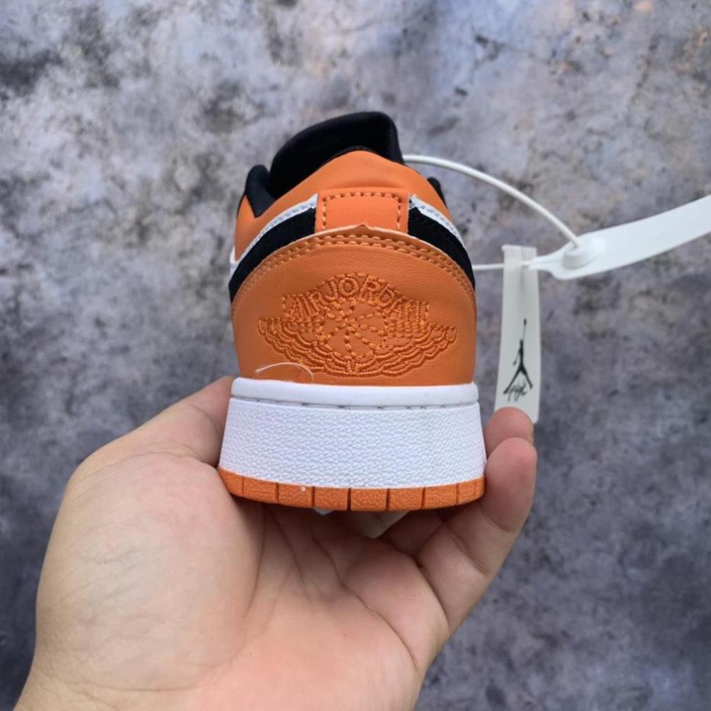 Giày thể thao sneaker Jordan 1 cổ thấp màu cam